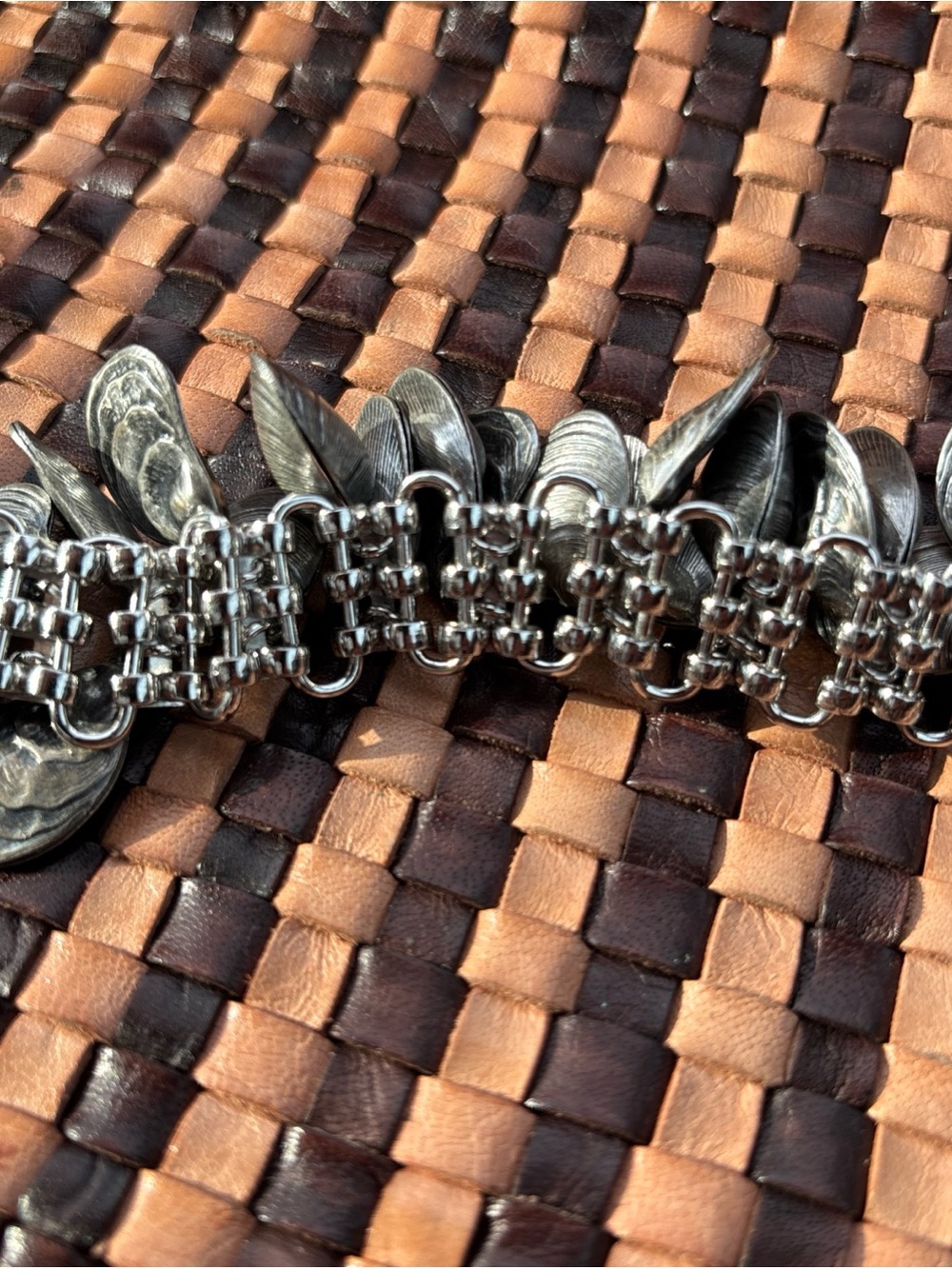 Napier Seashells Charm Bracelet Vintage Oysters Clams Mussels Cha Cha SilverTone - Picture 7 of 16